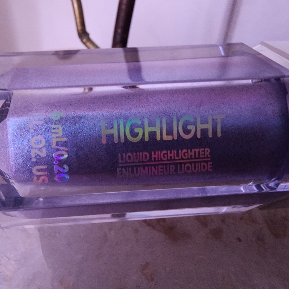 Shimmery Purple Highlighter